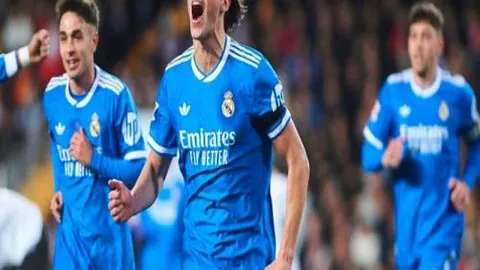 游戏业风向转变：从DEI争议转向AI批判