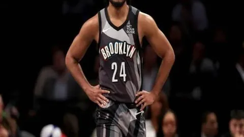 山西外援表现引热议：14人各抒己见