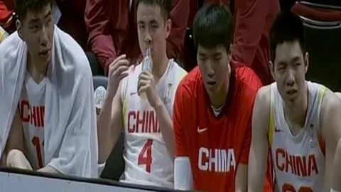 曼联全力追逐多特蒙德中场球员恩梅查